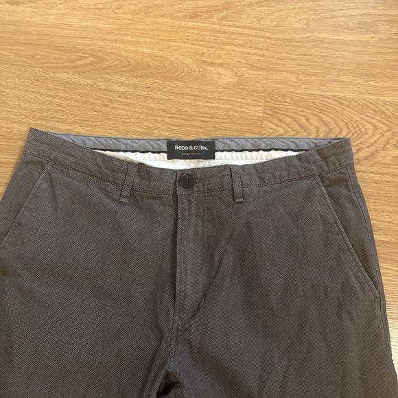 Rodd & Gunn Men's Pants Brown Gray 34x30 Straight Fit Woven in Italy Preppy - Picture 2 of 11